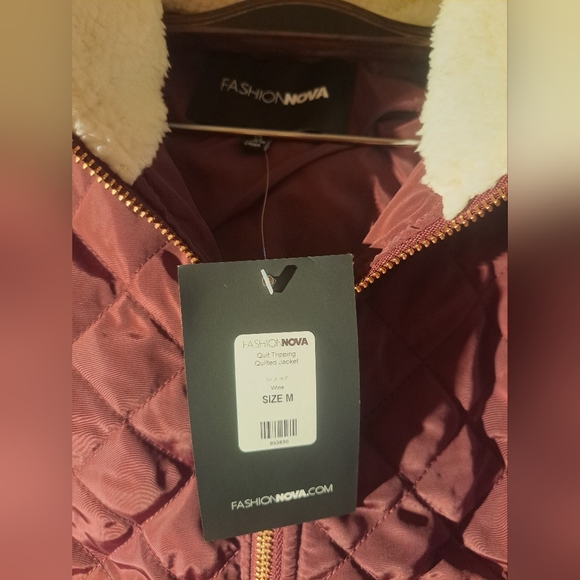 Fashion Nova "Quit Tripping" Quilted Jacket. Size medium. Color Wine red. - Picture 5 of 7